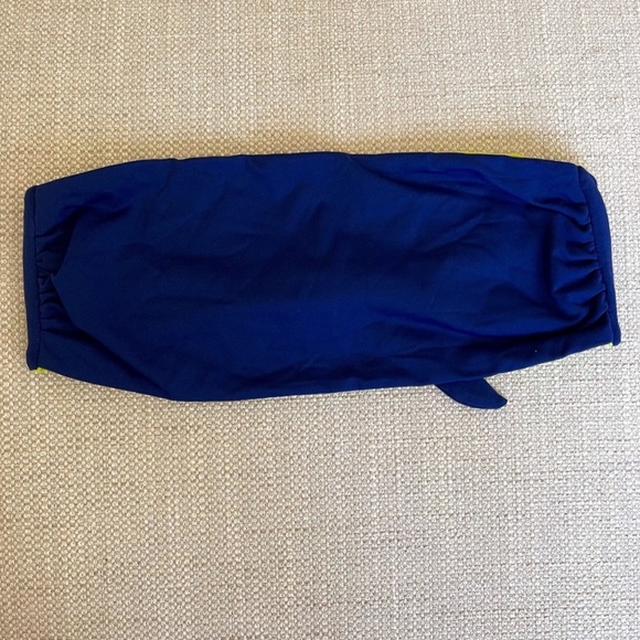 Solid and Striped bandeau reversible bikini top in size small - Picture 1 of 4